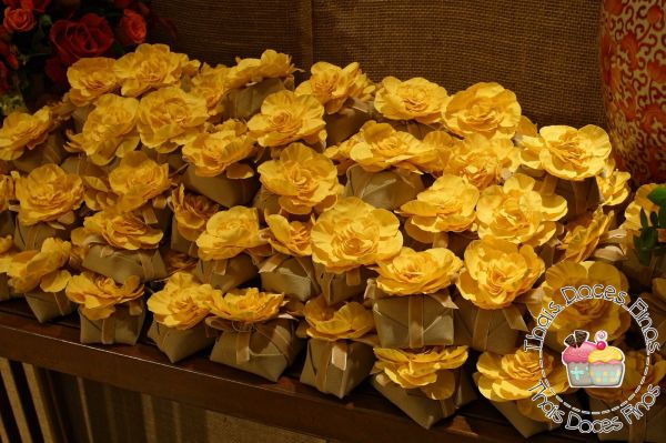 Bem-casado flor amarela